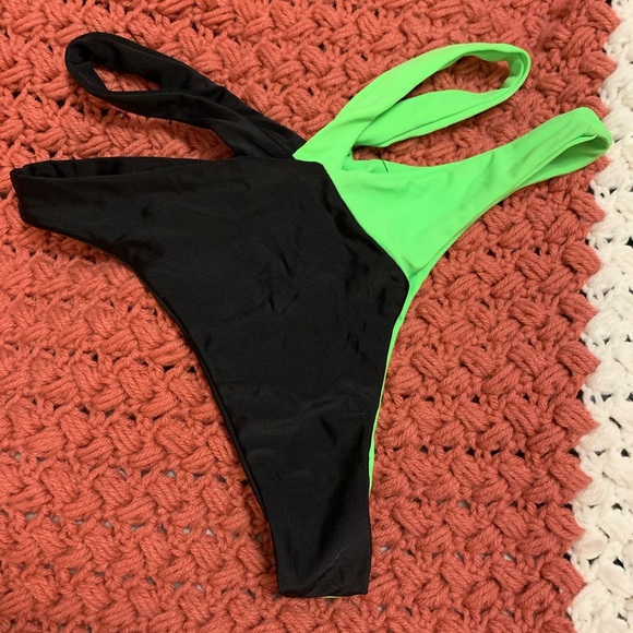 Split Colored Cheeky Bikini Bottoms - Picture 2 of 3